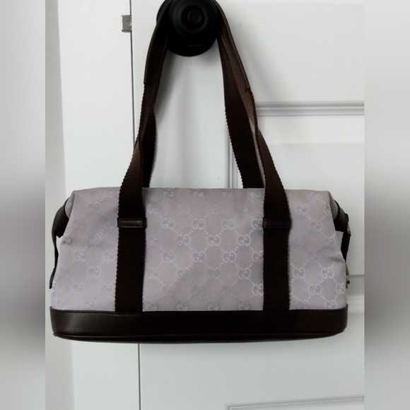 Gucci Handbags - Rare Vintage Gucci small doctor bag FINAL $